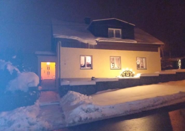 Ferienwohnung Im Erzgebirge Нойхаузен Екстериор снимка