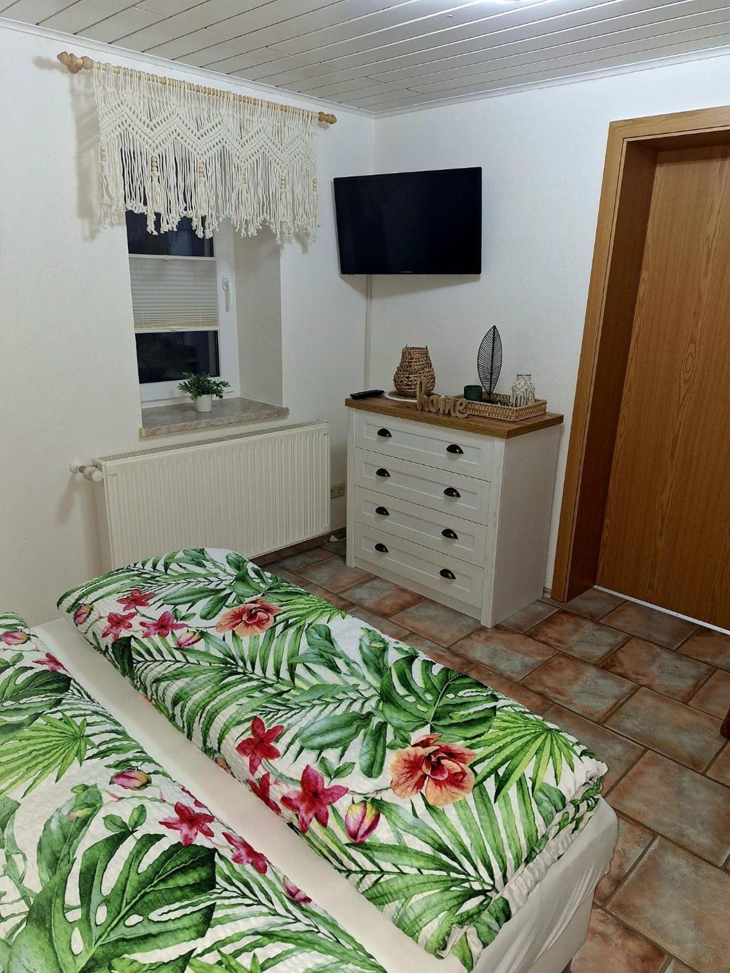 Ferienwohnung Im Erzgebirge Нойхаузен Екстериор снимка